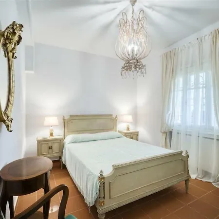 Palazzo Reale Villa *