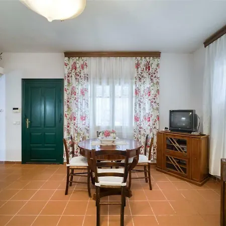 Palazzo Reale Villa *